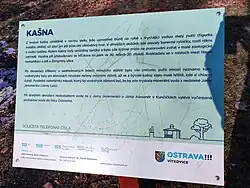 Informační panel u kašny