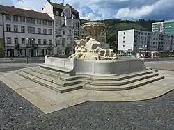 Kašna na Masarykově náměstí v Děčíně (Q37169436) 01.jpg