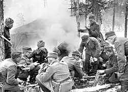 Pití kávy (1941–1944) za 2. světové války.