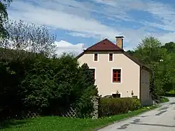 Stavení čp. 15 v části známé jako Kronet