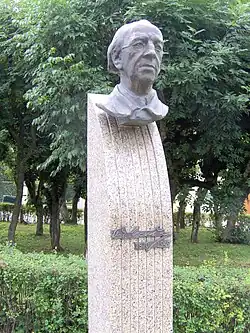 Busta Vítězslava Nováka v Kamenici nad Lipou