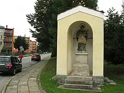 Kamenice nad Lipou, socha svatého Jana Nepomuckého.jpg