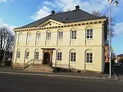 Zděný patrový městský dům z roku 1843