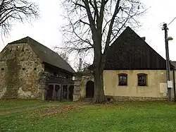 Kamenné Žehrovice, usedlost čp.17.jpg