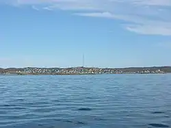 Pohled na Kangaatsiaq z moře