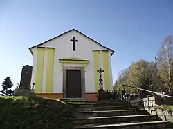 Hřbitovní kaple Panny Marie v Lukavci.