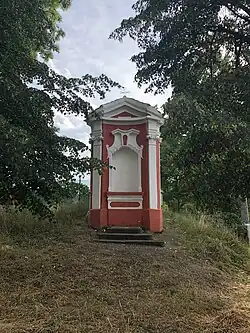 Výklenková kaple P. Marie v Doksanech