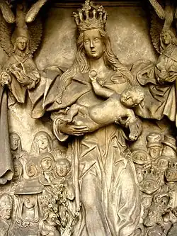 Gotický reliéf Panny Marie Opatrovnice