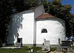 Kaple sv. Markéty - boční pohled.jpg