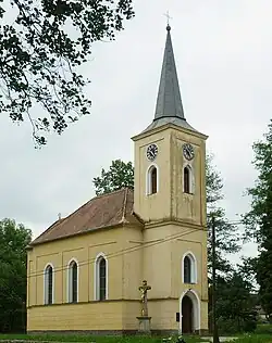 Kaple Nanebevzetí Panny Marie na návsi