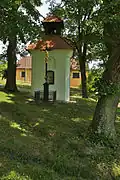 Kaplička na návsi