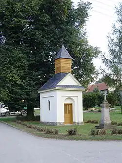 Manerov : Kaplička svatého Jana a Pavla