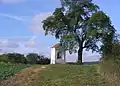 Kaplička u silnice na západním okraji