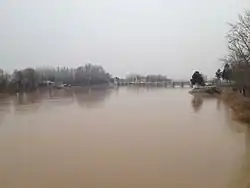 Řeka severně od Andižanu