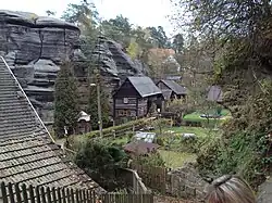 Osada Karba shora po modré