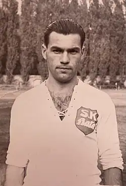 Karel Bernášek v dresu SK Baťa