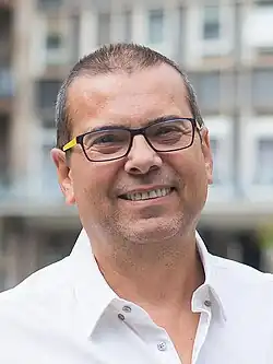 Karel Karika, aktivista a politik