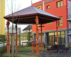 Altán a prameník, Domov seniorů v Malešicích (1989)