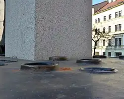 Pomník Jaroslava Haška (2005), detail