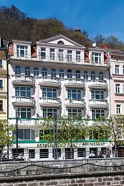 dům Jessenius (1912–1913), projekt Hans Prutscher