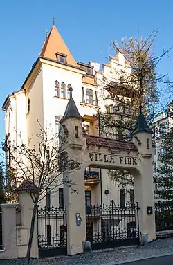 stav v listopadu 2020