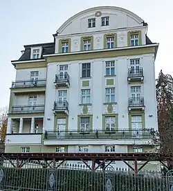 stav v listopadu 2020