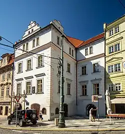 Vrtbovský palác v Karmelitské ulici na Malé Straně