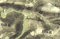 Otisk černobílé mapy, v jejímž středu je obec „Karolinthal“