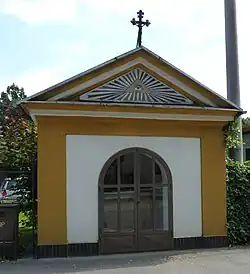 Karviná, kaple u čp. 232 (1).JPG