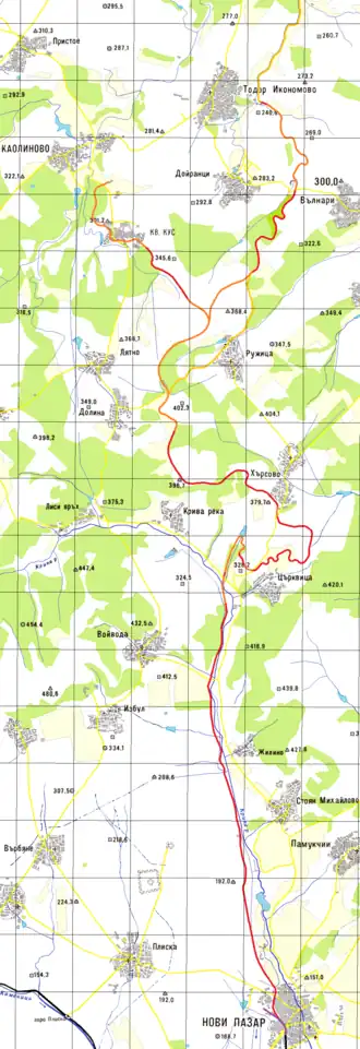                      uzkokolejka podle sovětských vojenských map z konce šedesátých let                     úzkokolejka podle pozemních znaků (velmi pravděpodobné vedení)                     úzkokolejka zrušená ve třicátých letech (méně pravděpodobné vedení)                     trať zrušená v nultých letech                     provozované tratě