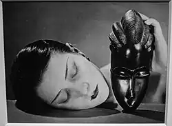 Man Ray: Kiki Noire et Blanche (Alice Prinová, 1920)