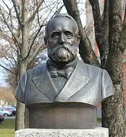 Gabriel von Jessernigg, pomník v Klagenfurtu