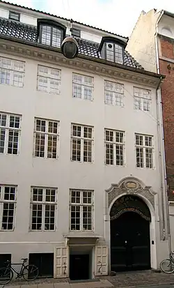 Sídlo nakladatelství v Kodani