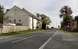 Silnice I/22 ve vesnici