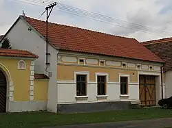 Klečaty, venkovská usedlost čp.11.jpg