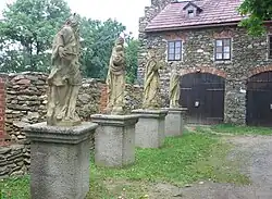 Klenová, Soubor soch světců 01.jpg