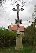 Kříž ve vsi