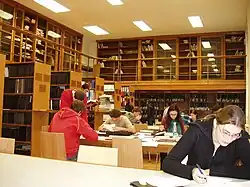 Studovna v Knihovně geografie