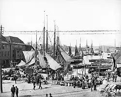 Haven in Bergen, asi 1880