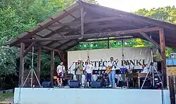 Skupina Koňaboj na festivalu Břestecký pinkl 15. 7. 2023.