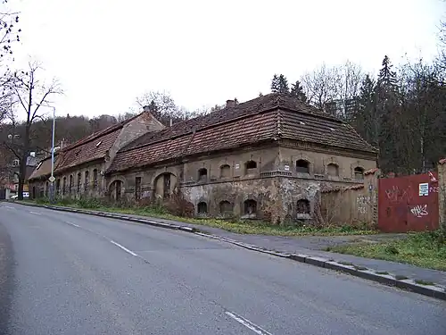 Hospodářské budovy (2011)