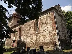 Kobylé - kostel Povýšení svatého Kříže (5).JPG