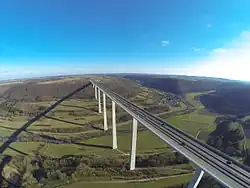 Letecký snímek mostu