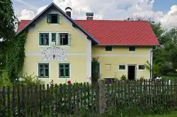 Stavení v osadě Kolová