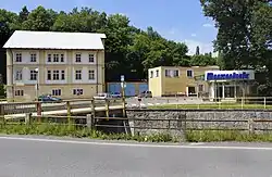 Sídlo firmy Buzuluk (budova vlevo)