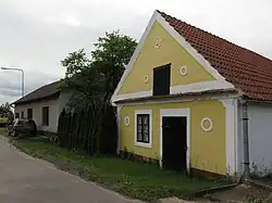 Komárov, venkovská usedlost čp.2.jpg