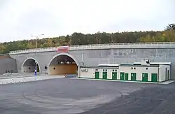 Ústí Komořanského tunelu u Šabatky