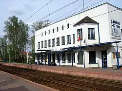 Pohled na staniční budovu