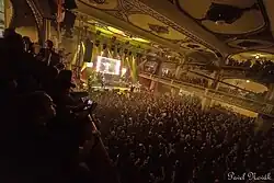 Skupina Komunál na vystoupení ve vyprodané Lucerně (5. října 2021)