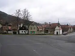 Náves v Konětopech